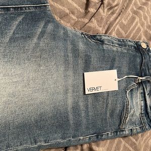 Hampton High Rise Straight Jeans..